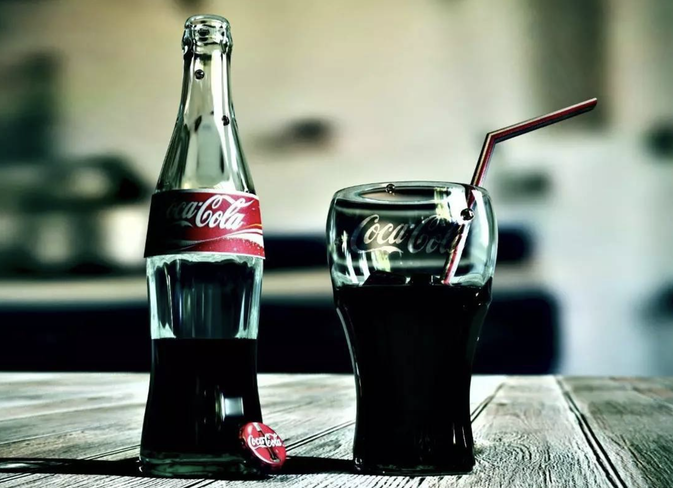 遣散4000名员工，赔偿37亿，可口可乐也扛不住了？