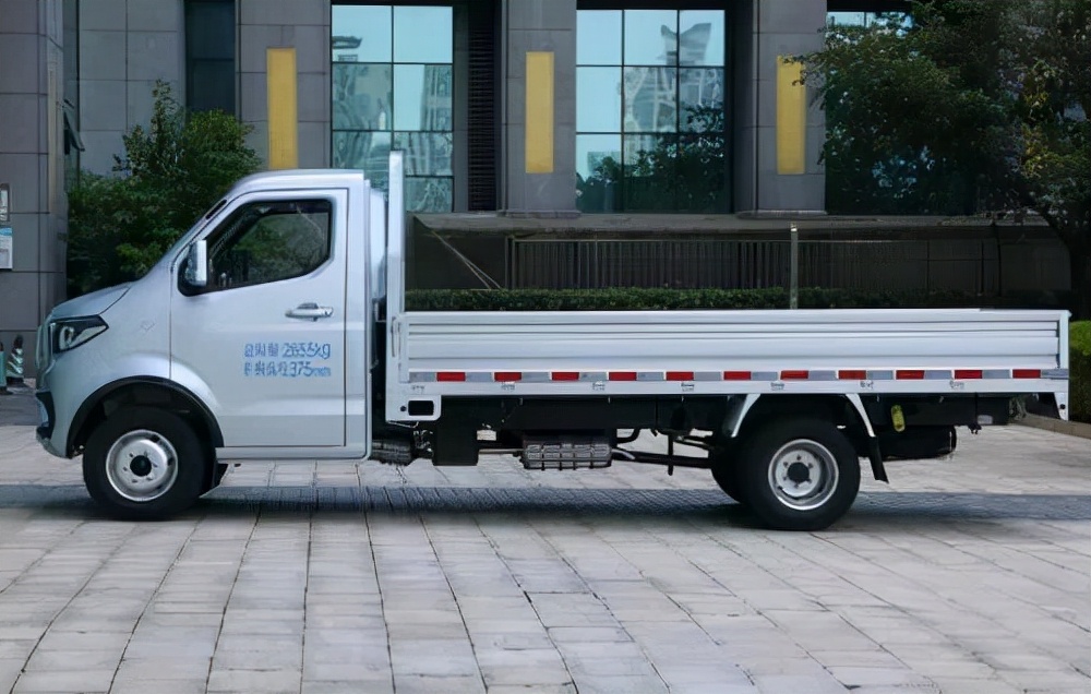 长安神骐t30小型卡车正式上市,卡友们创业的最佳生意伙伴
