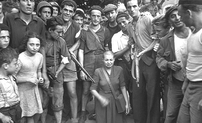 法国男人战场上不行，欺负自家女人花样百出