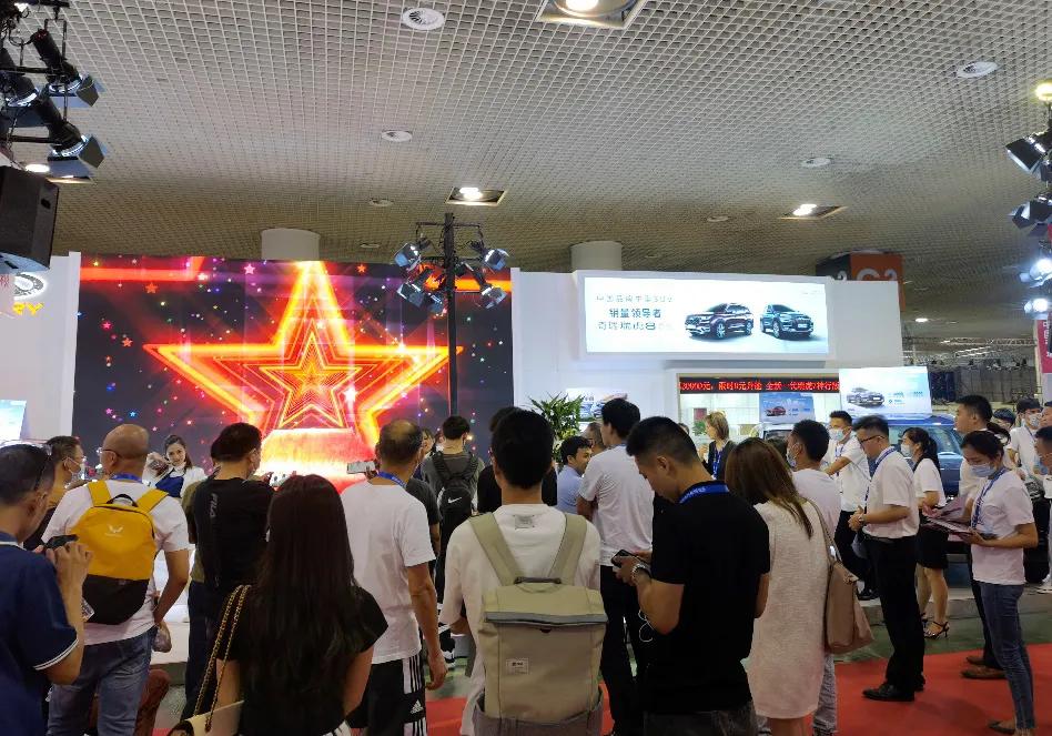 为爱升舱 瑞虎8 PLUS大六座 厦门车展绽放上市