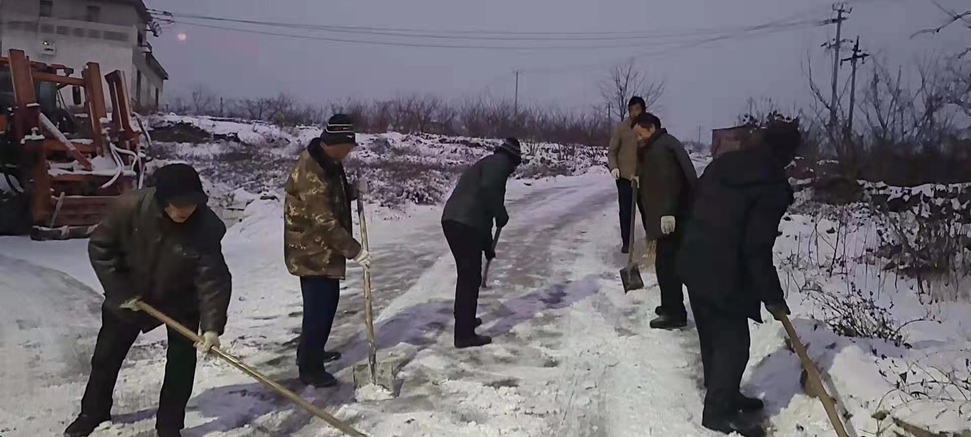 诸多不便,为方便群众出行,防止交通事故发生,郑城镇结合道路交通安全