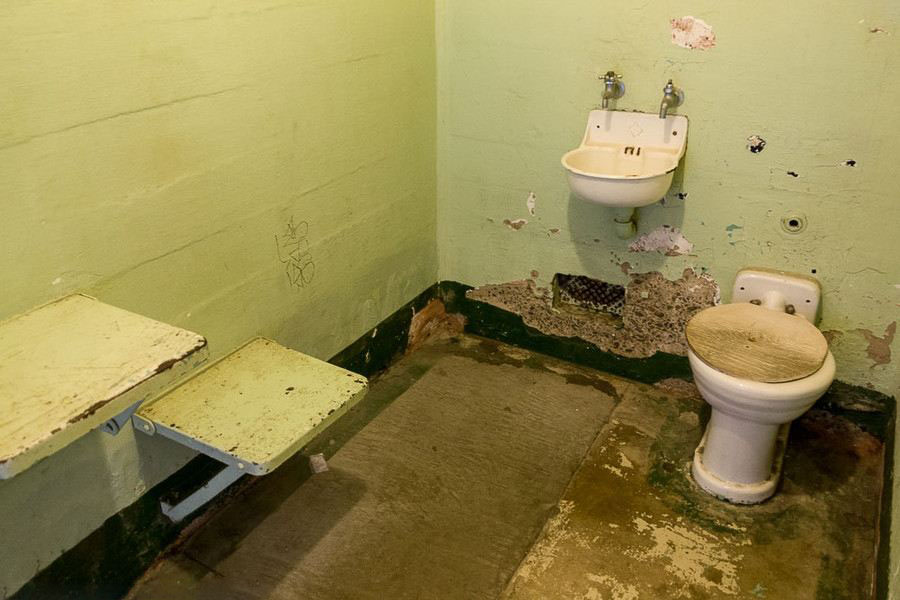 美国恶魔岛监狱，1962年3名逃犯是如何成功越狱的？