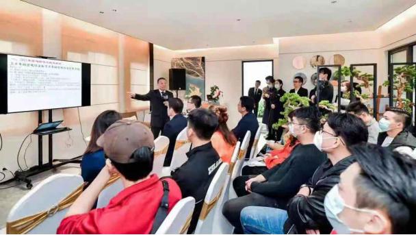 大型豪华车首创叠墅私密鉴赏会圆满落幕