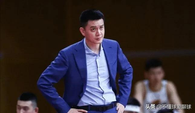 第三:本赛季杨明作为教练的成本已经非常高,如果换教练成本会更大