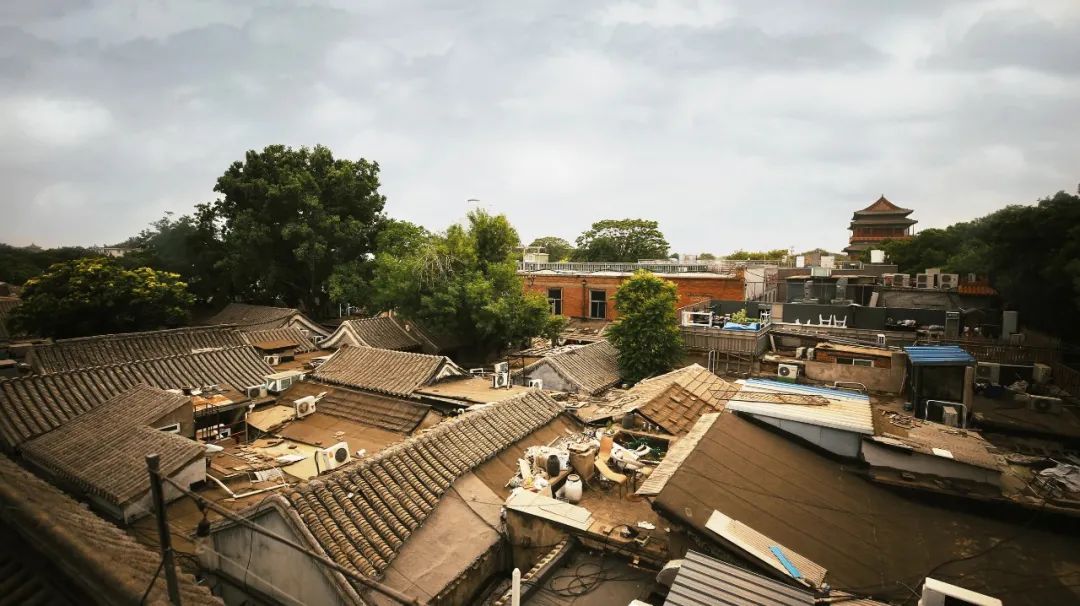 失落的北京人：外地人可以逃，我们逃去哪