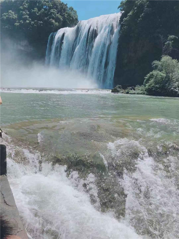 贵州旅游线路自由行五日游,贵州本地私人导游和贵州旅游景点介绍