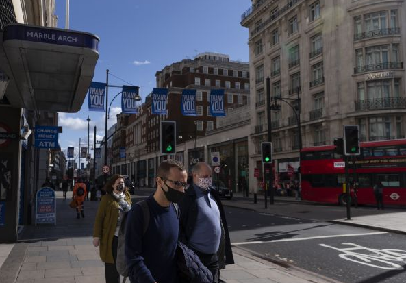 英媒"酸了"：为什么英国新增还在2万以上？