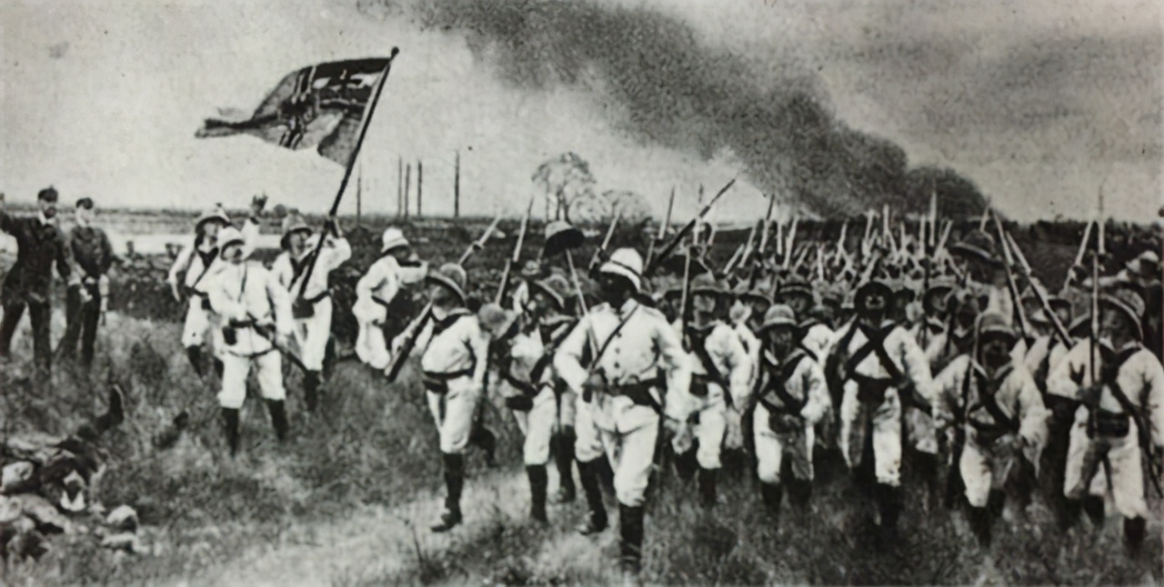 中国已经非常强大，西方人为什么还看不起中国