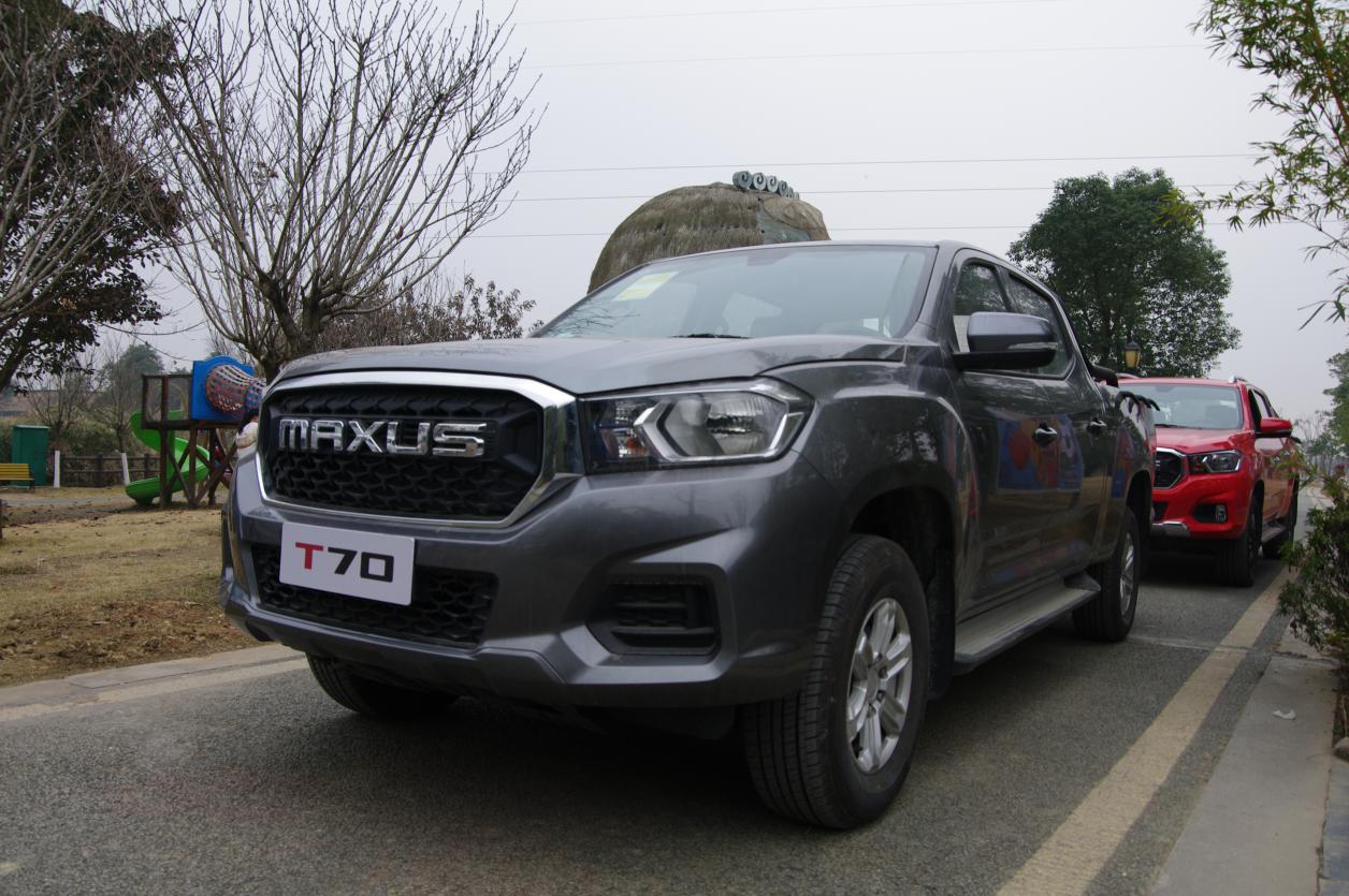 后来才得知今天驾驶的上汽大通maxus t70皮卡为"澳洲版"