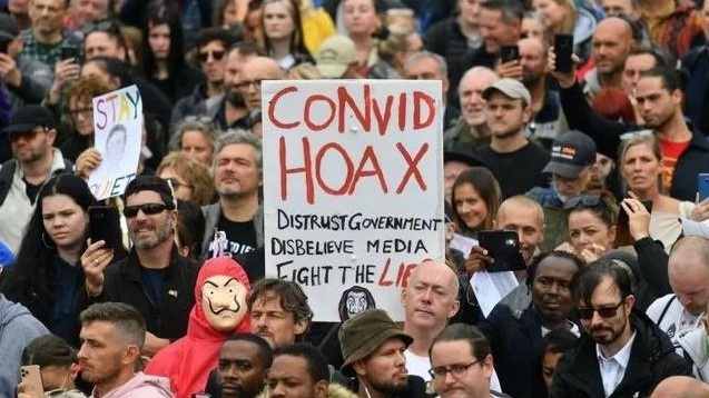 曾飚：如何看待英国爆发反防疫游行？