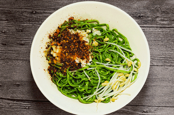 一碗面，喂饱了14亿中国人