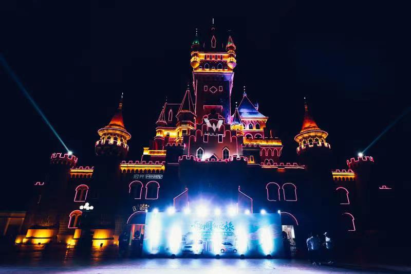 大人们的小乐园!宏光MINIEV×方特 奇幻国潮之旅 潮卷厦门