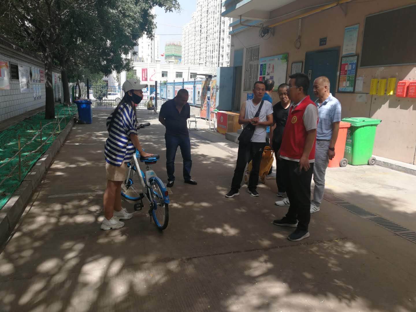 我爱我的城市文明创建我受益我出力安宁区刘家堡街道兰州公交三公司