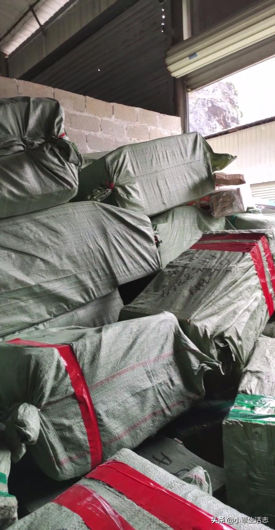 我要上头条# 搬完这堆货,就有米下锅了!不和你们玩了!