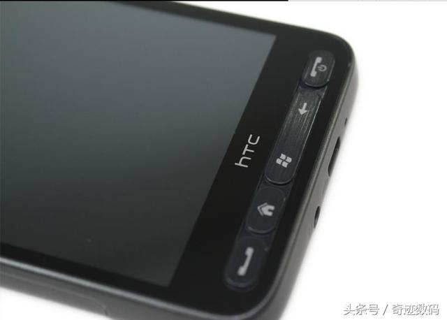 经典回顾：不死刷机神器HTC HD2，主流手机操作系统随便刷