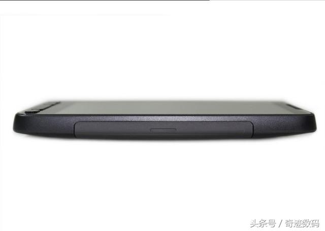 经典回顾：不死刷机神器HTC HD2，主流手机操作系统随便刷