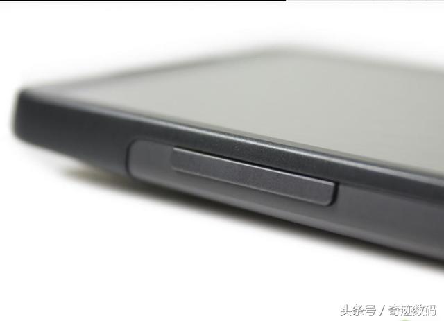 经典回顾：不死刷机神器HTC HD2，主流手机操作系统随便刷