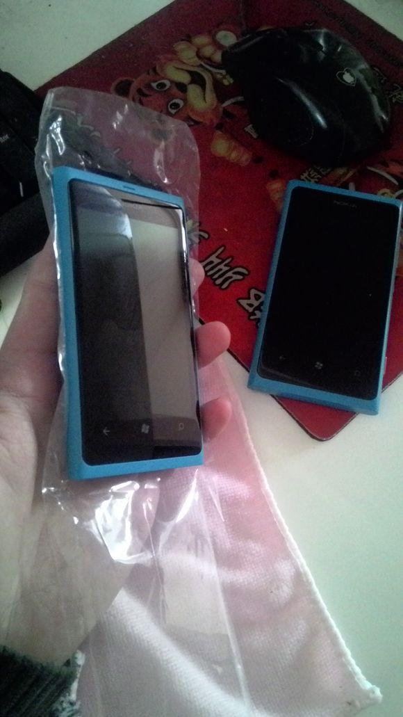 诺基亚的上古神机——欧版lumia800到手了！