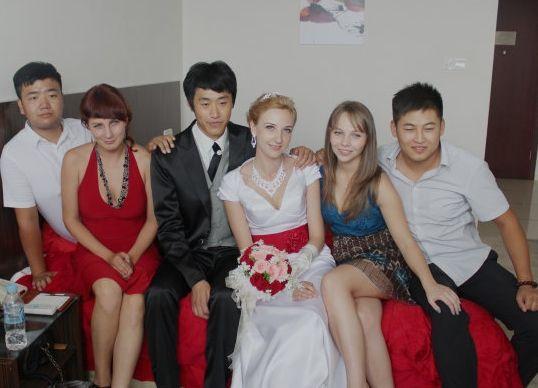 俄罗斯美女嫁给中国小伙后的真实生活！