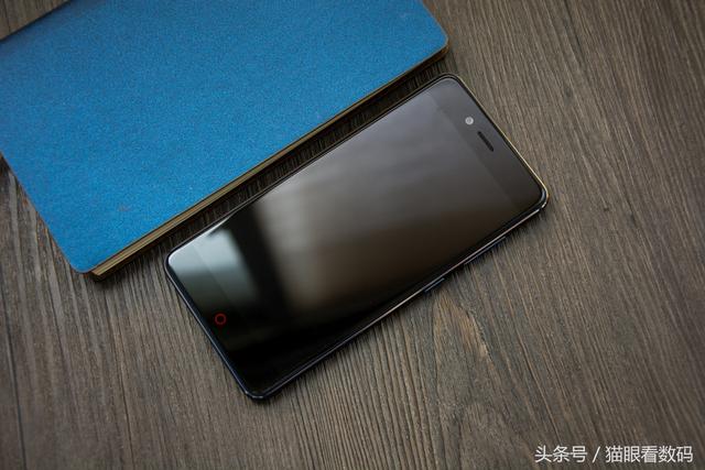 nubia Z17mini一周使用体验：个头虽不大，功能挺全面