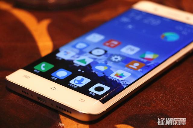 两年磨剑独孤求败：vivo Xplay5上手评测