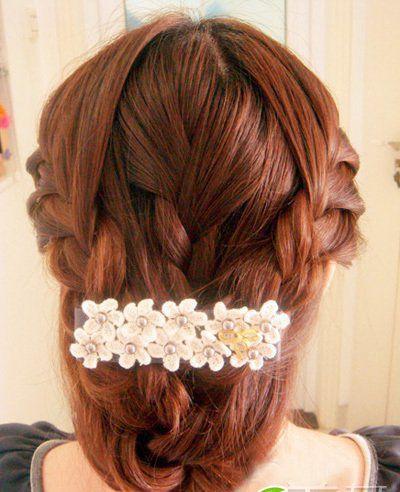 教你2款蝎子辫蜈蚣辫盘发,心灵手巧的女士不要错过!