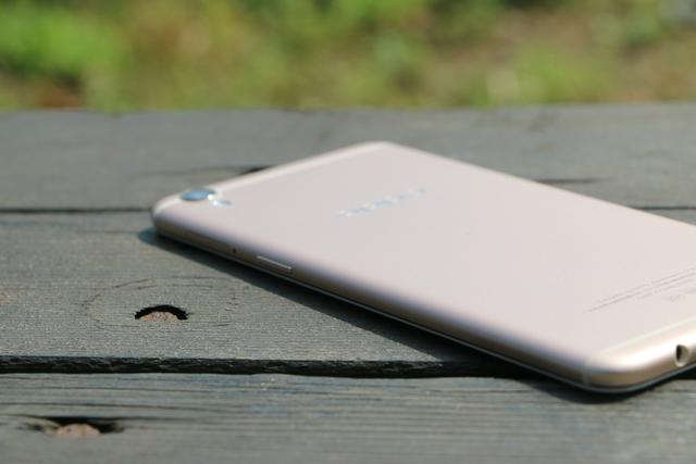 品質(zhì)與顏值的擔當 OPPO R9深度體驗評測