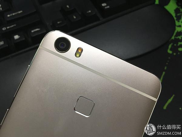 橫看成嶺側成峰：ViVo xplay5上手體驗