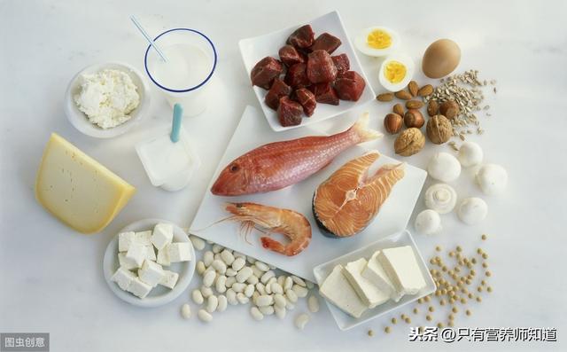 脂肪肝诱发的原因是什么？吃点什么好？