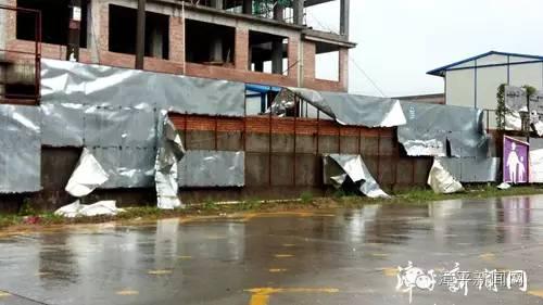 台风“莫兰蒂”造成我市多处受灾受损，因灾造成经济总损失4965.6万元。