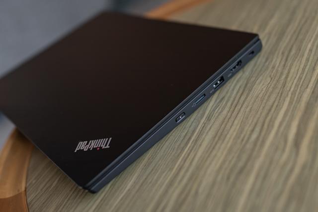 轻薄商务风，ThinkPad S2 2020堪称职场利器