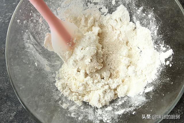 这早餐比馒头香甜，比油条健康，咬一口满是料，营养解馋全家都爱