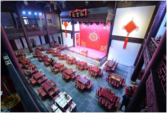 张云雷带领的八队常驻三庆园,其它队(不包括青年队)除三庆园之外,各个