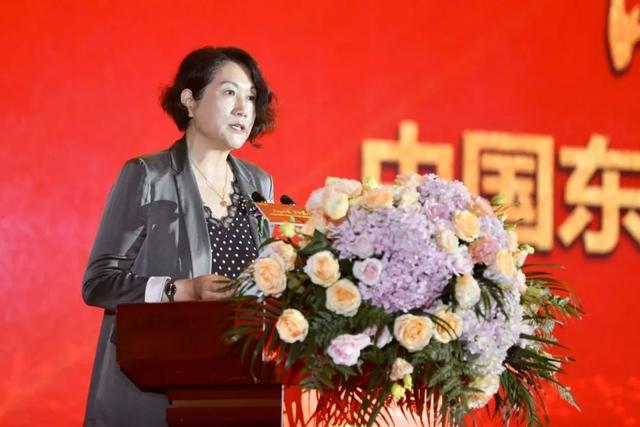 “匠心引领 筑梦东方” ——中国东方教育上市周年庆典暨“职教蓝皮书”发布仪式圆满结束