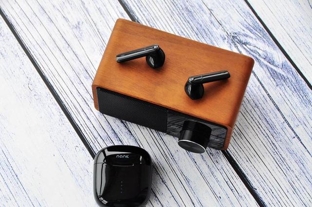 升级你的音乐体验，南卡LITE真无线蓝牙耳机