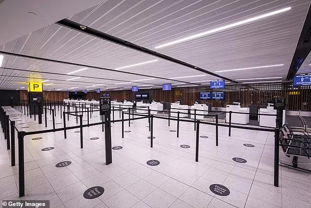 心塞！澳入境限制再升级，每趟航班限30人，机票价格高至10万澳元