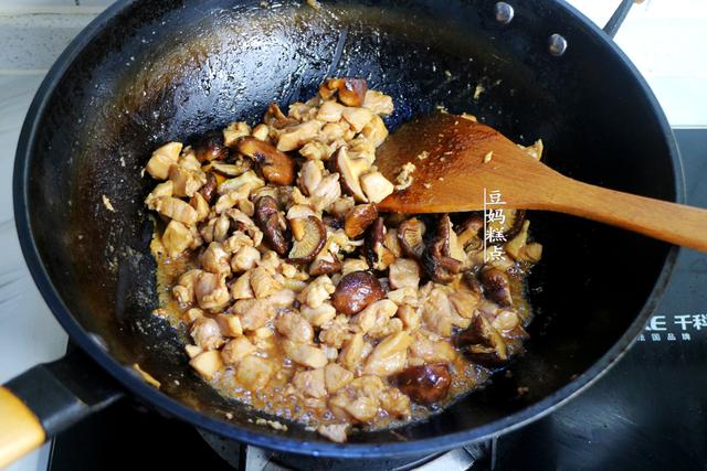 秋天，此瓜才最香甜，加米饭1拌，满屋飘香，家人都爱吃