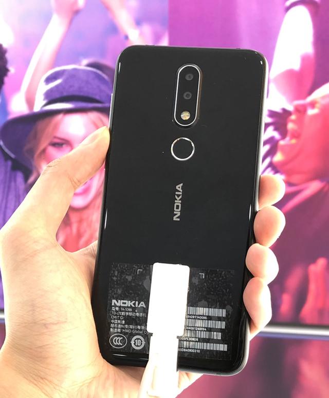1299元起NokiaX6公布：觸感優(yōu)異的低價位劉海屏手機