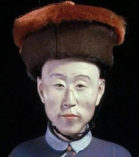 清朝雍正皇帝杀害亲弟，被老太监和老师目睹，老师第二天却自杀了