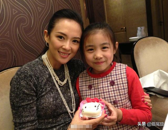 一直被奶奶带大,自从他和章子怡结婚以来,章子怡也赢得了孩子的心,她