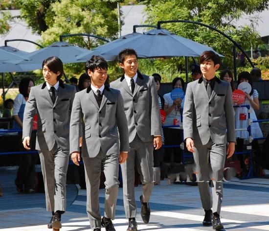 日本男星瑛太疑出轨 随美女回家共度四小时 回应 只是在聊演技 16澳洲新闻网 澳洲今日最新资讯最深度报道
