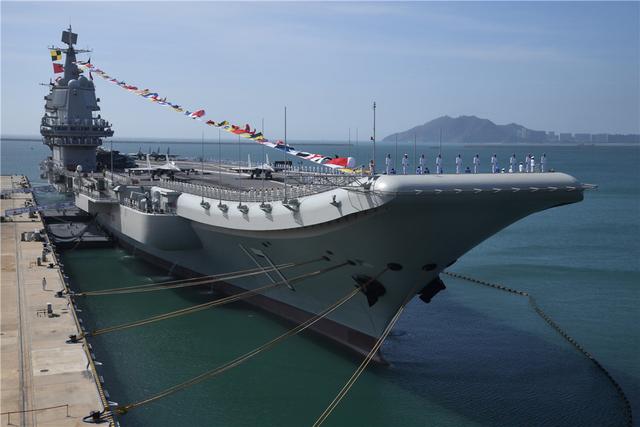 常规航母适合上电弹么？这个问题美国人解决不了，我国能解决？