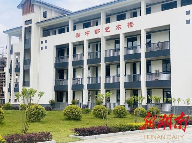 撒播一粒种子孕育万千希望平江简青芙蓉学校书声琅