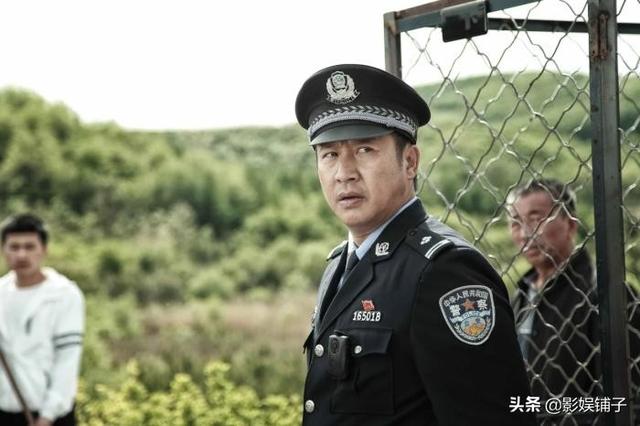 《小镇警事》首播质量上乘，地道东北喜剧，张国强演活了基层警察