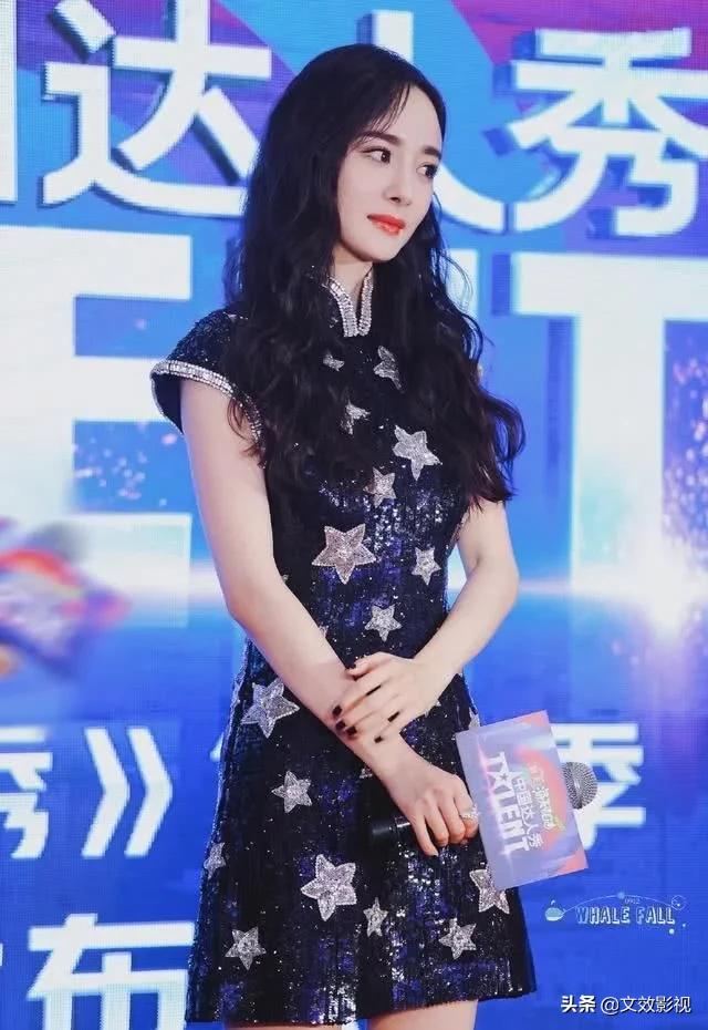 有种“小鹿乱撞”叫杨幂穿旗袍，侧身曲线太撩