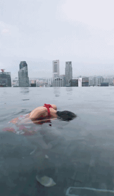 如果这个美女姐姐是你的女朋友,你想对她说句什么话?