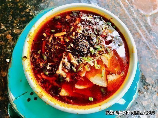 兰州15家最好吃的牛肉面排行榜，据说每家都排长队！