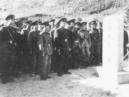 历史上的今天丨1950年，毛岸英在抗美援朝战争中牺牲