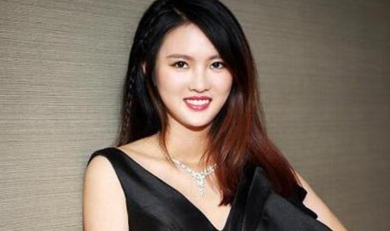 恭喜！跳水女神戒指曝光疑似恋爱，曾在情人节