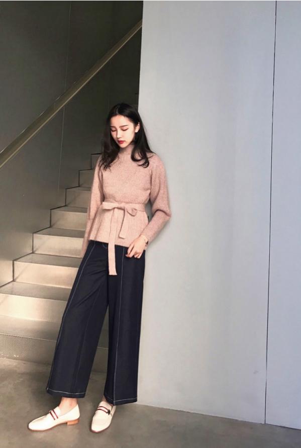 中年女性怎么穿“粉色”？从以下3个搭配窍门入手，高级又显年轻